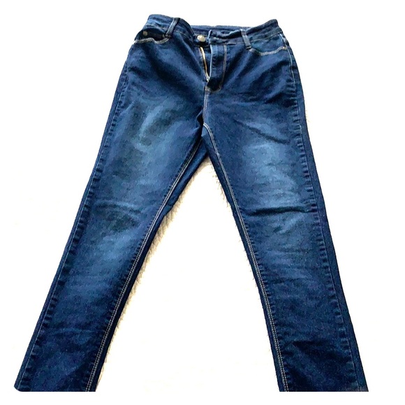 BRAND NEW FASHION NOVA JEANS - Picture 1 of 2